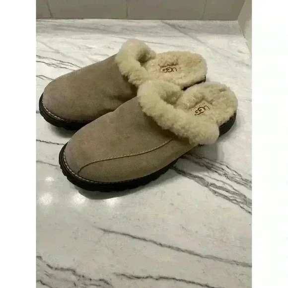 UGG Australia Sand Color Suede Leather Sherpa Lined Slip-On Clog 5397 Size 6 - Picture 3 of 8